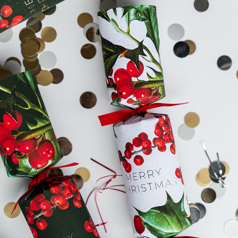 Holly Delux Christmas Crackers (6 pcs)
