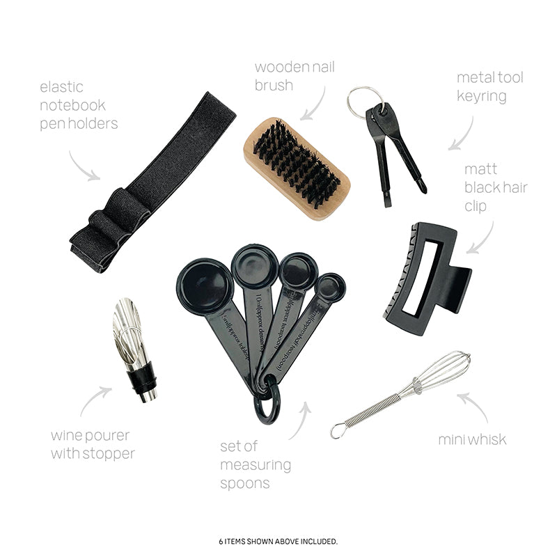 Holly Delux Christmas Crackers (6 pcs)