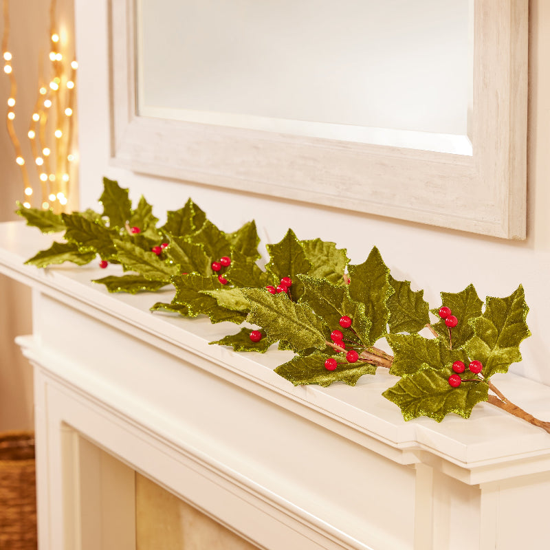Holly Leaf Garland
